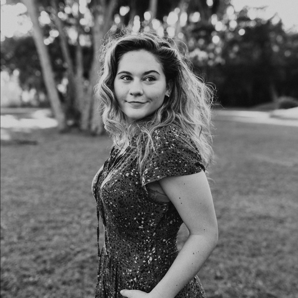 Meet your Posher, Ccyenna - Picture 4 of 4